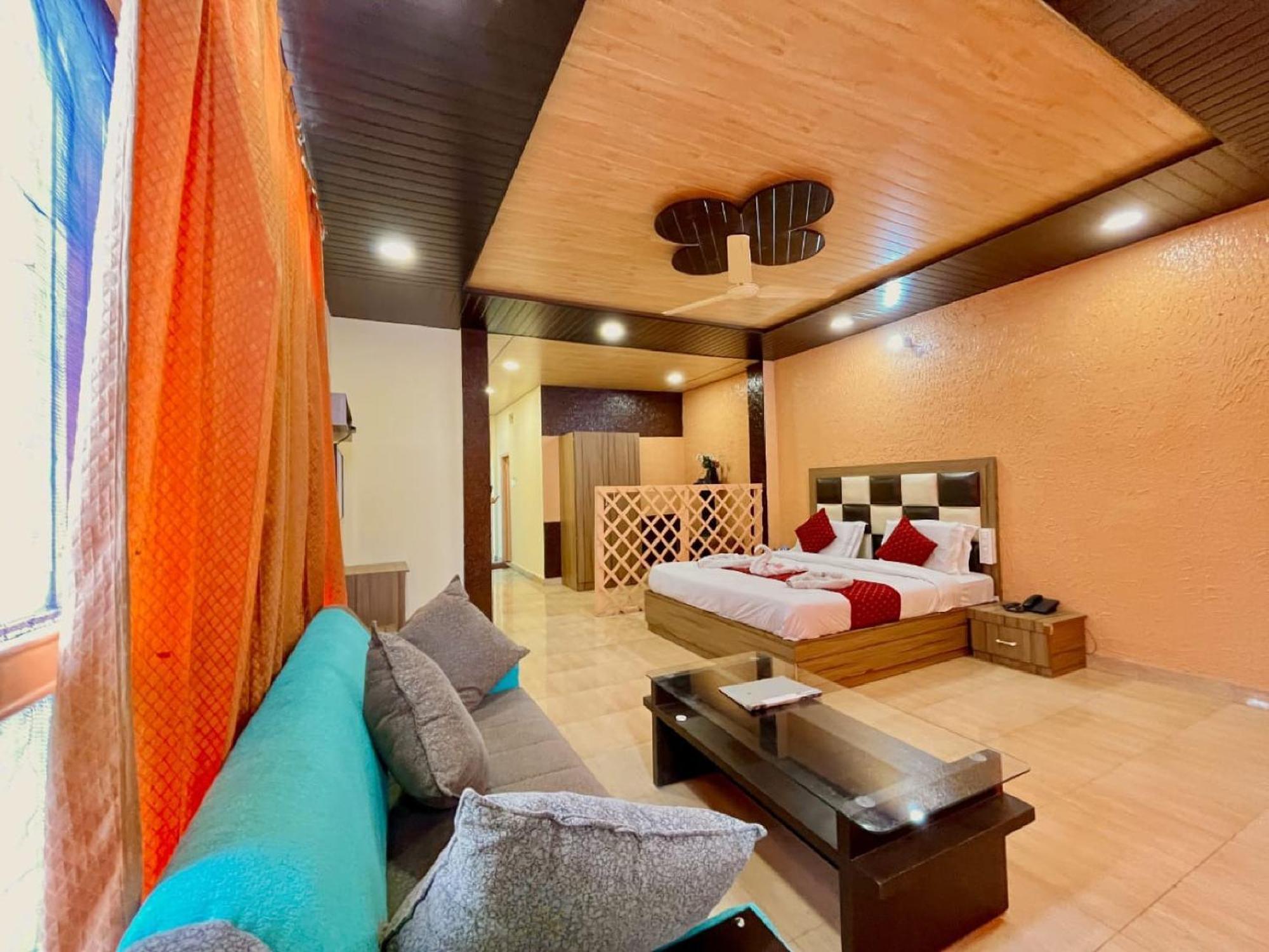 Khajjiar Sparkle Star Resort מראה חיצוני תמונה